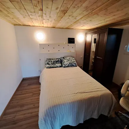 Vakantiehuis Maison Lumineuse Avec Piscine A 10 Min D'aix *