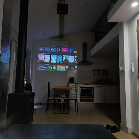 Maison Lumineuse Avec Piscine A 10 Min D'aix Vakantiehuis *